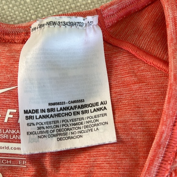 NIKE TOPS - Picture 9 of 9